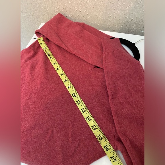 Uniqlo 100% Cashmere Dusty Rose Sweater XS - Picture 4 of 4